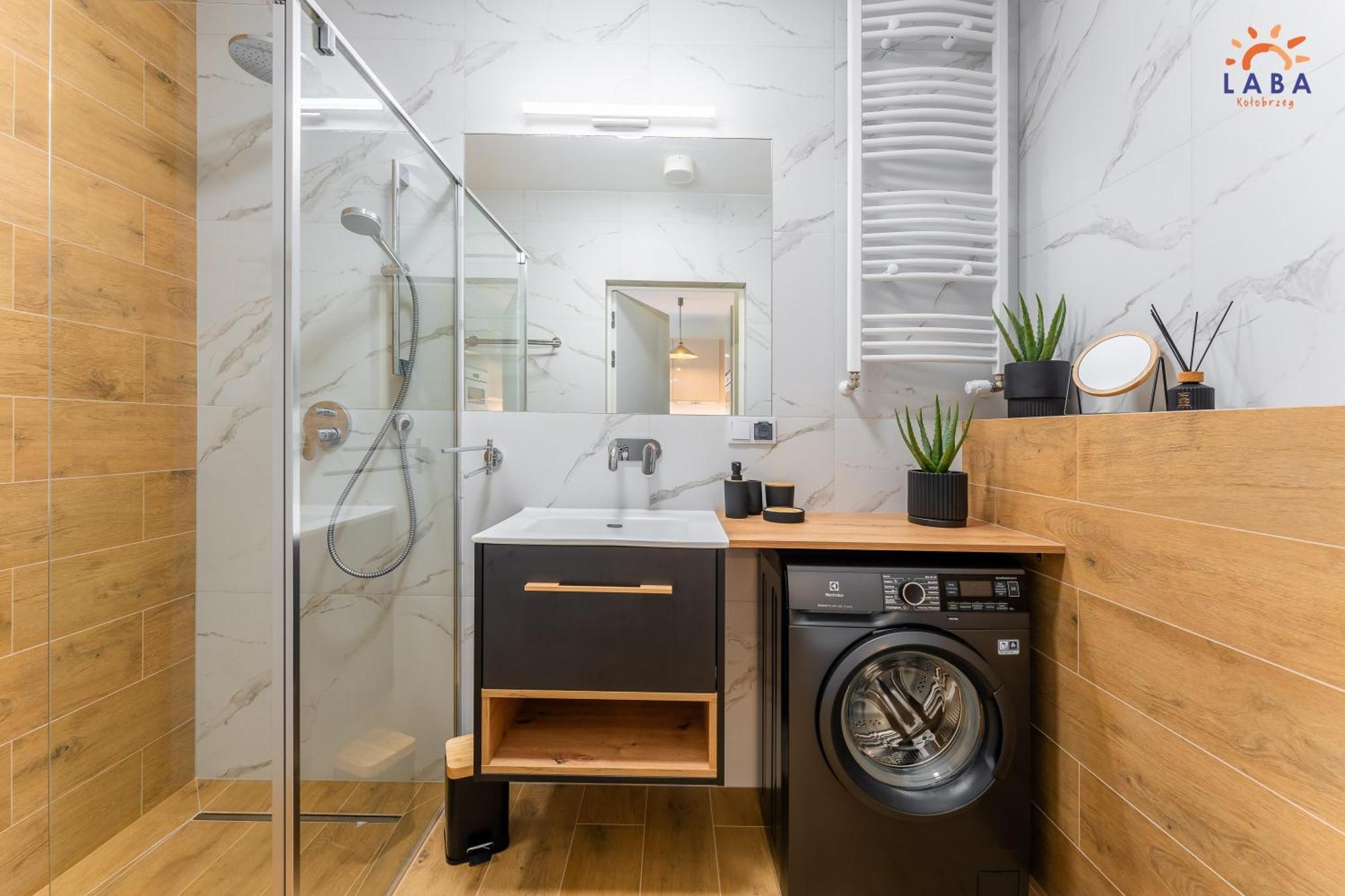 Laba Kolobrzeg Apartamenty Kollataja Z Parkingiem Extérieur photo